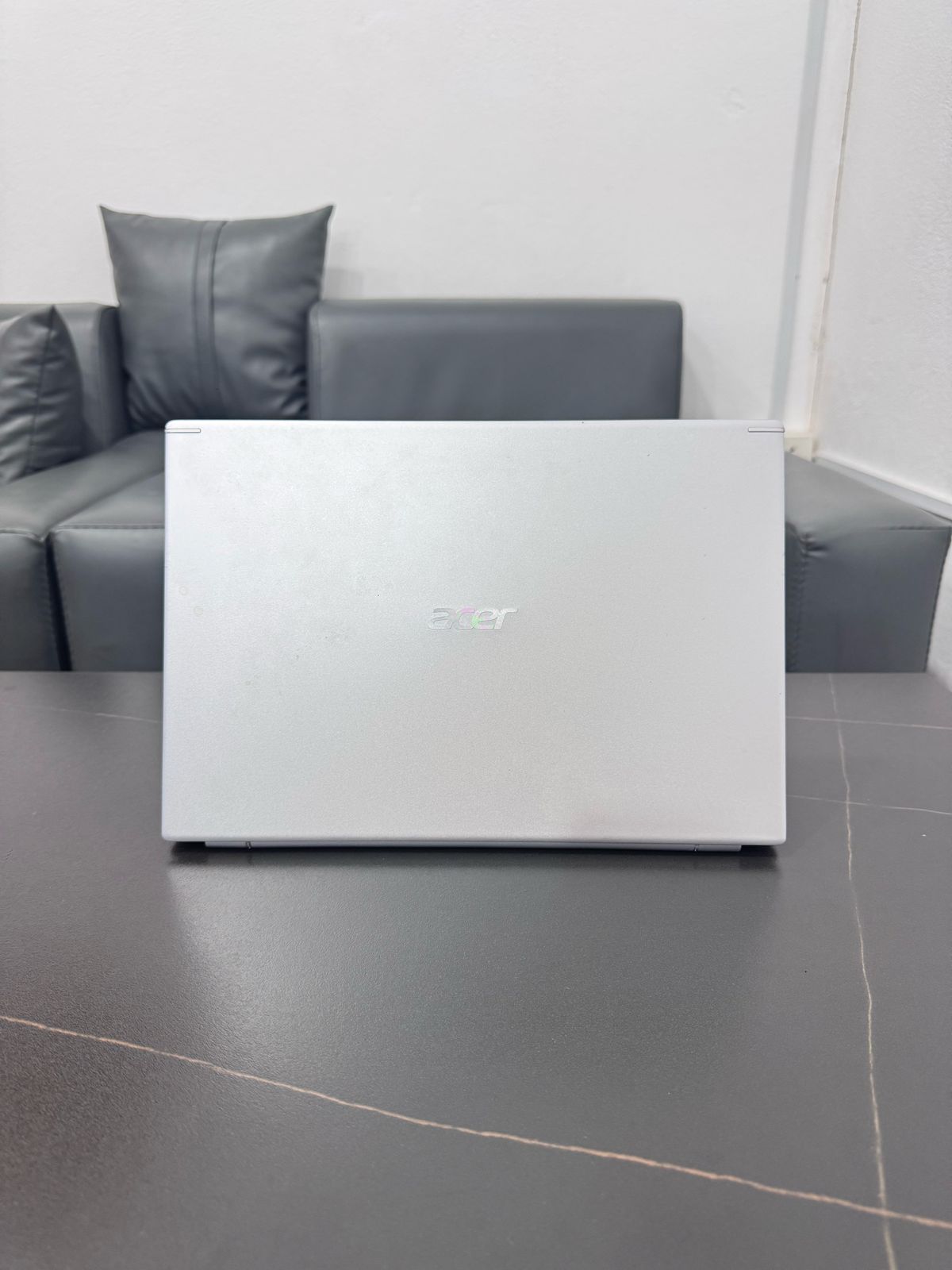 Acer Aspire 5 - ຮູບພາບ 2