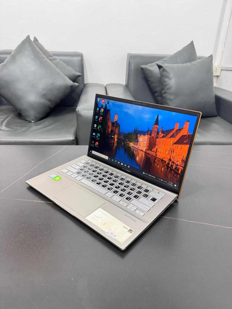 Asus ZenBook S14 - ຮູບພາບ 4