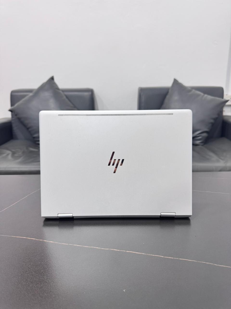 hp ELITEBOOK - ຮູບພາບ 3