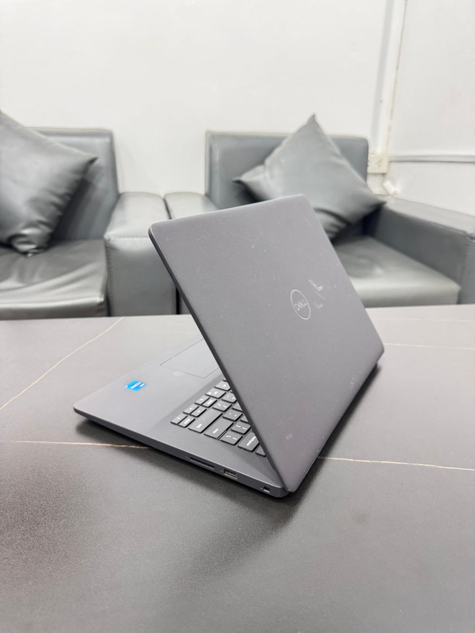 DELL Vostro 3400 - ຮູບພາບ 4